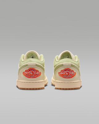 Air Jordan 1 Low SE Women's Shoes. Nike SG